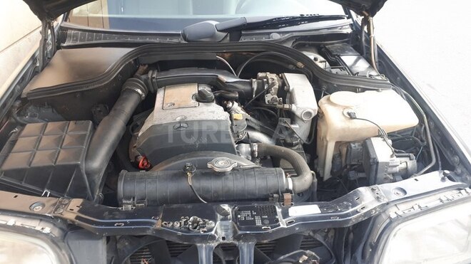 Mercedes C 200 1996, 299,000 km - 2.0 l - Bakı