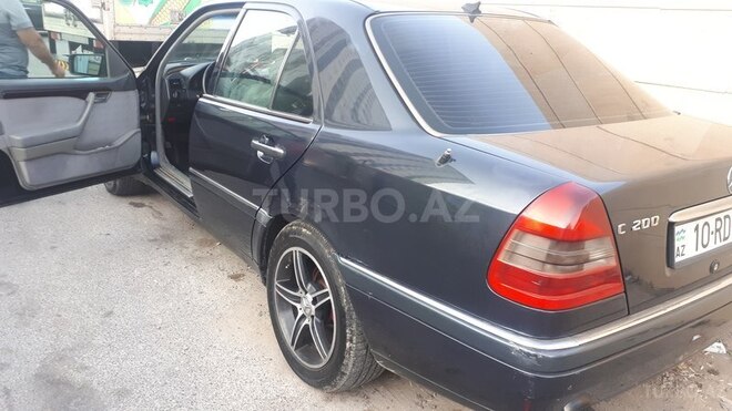 Mercedes C 200 1996, 299,000 km - 2.0 l - Bakı