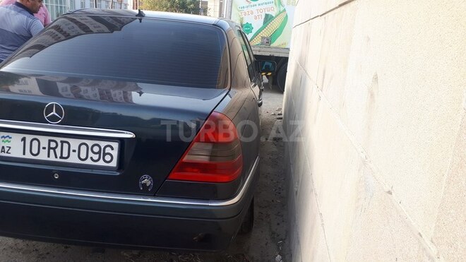 Mercedes C 200 1996, 299,000 km - 2.0 l - Bakı