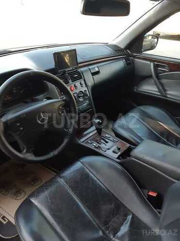 Mercedes E 270 2000, 27,500 km - 2.7 л - Bakı