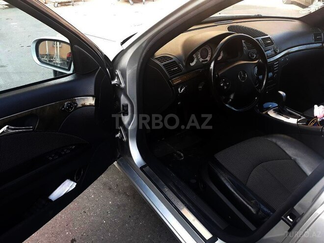 Mercedes E 320 2002, 320,000 km - 3.2 l - Bakı