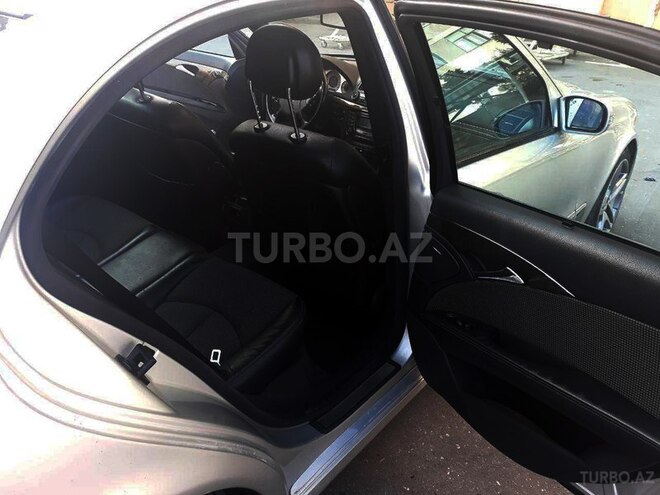 Mercedes E 320 2002, 320,000 km - 3.2 l - Bakı