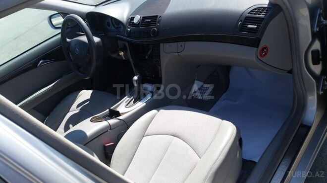 Mercedes E 200 2005, 280,000 km - 2.0 l - Bakı