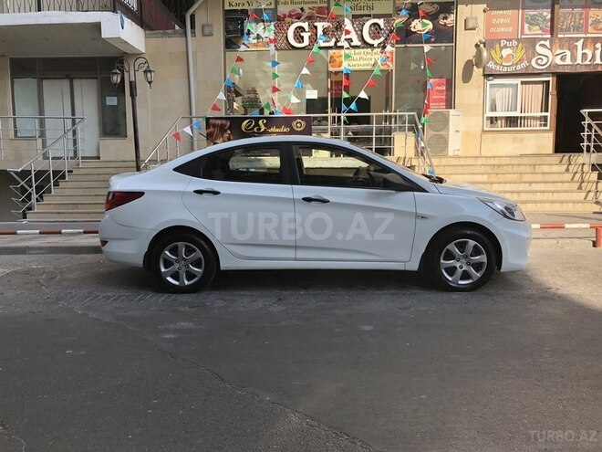 Hyundai Accent 2013, 140,000 km - 1.4 l - Bakı