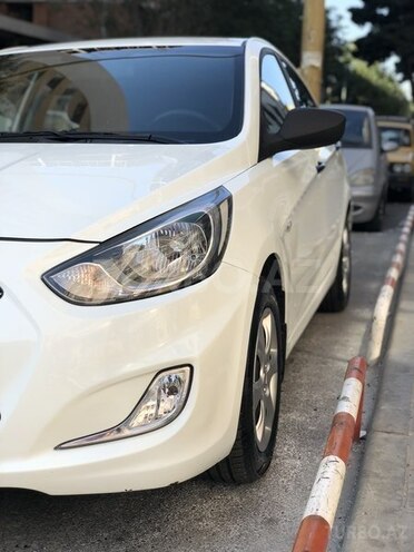 Hyundai Accent 2013, 140,000 km - 1.4 l - Bakı