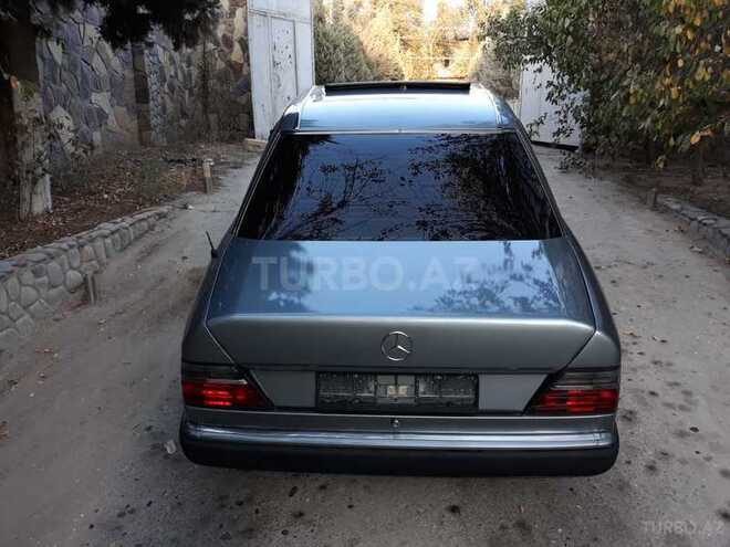 Mercedes E 230 1990, 295,000 km - 2.3 l - Bakı