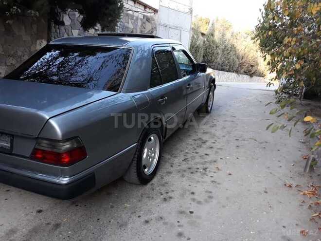 Mercedes E 230 1990, 295,000 km - 2.3 l - Bakı