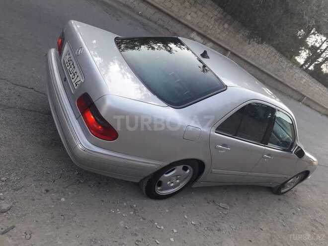Mercedes E 270 2000, 354,000 km - 2.7 l - Bakı