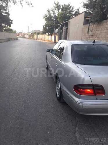 Mercedes E 270 2000, 354,000 km - 2.7 l - Bakı