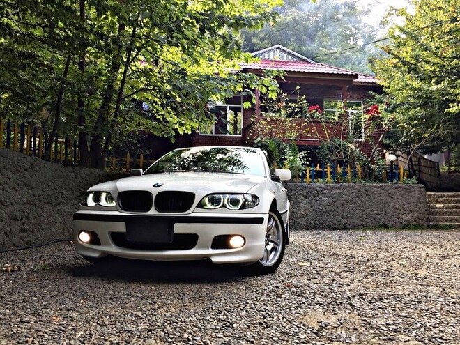BMW 320 2004, 104,454 km - 2.0 л - Masallı