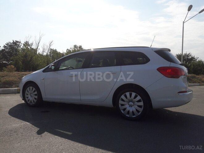 Opel Astra 2013, 24,000 km - 1.4 l - Bakı