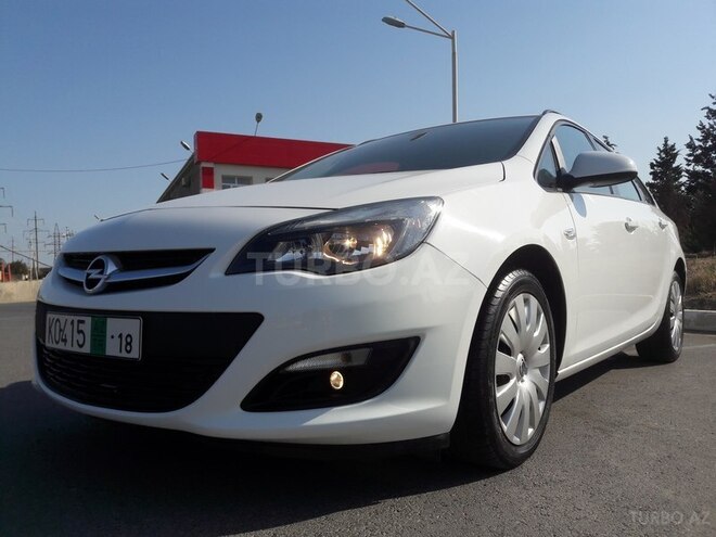 Opel Astra 2013, 24,000 km - 1.4 l - Bakı