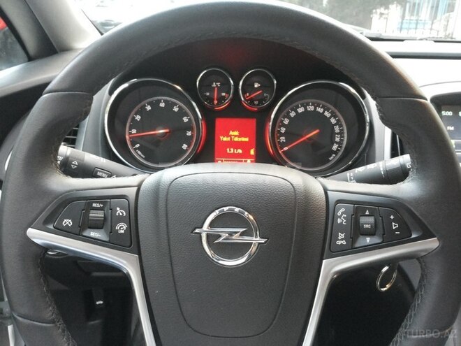 Opel Astra 2013, 24,000 km - 1.4 l - Bakı