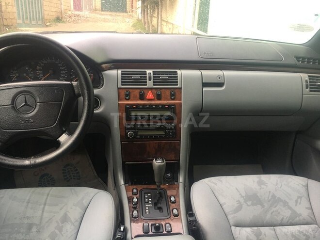 Mercedes E 280 1997, 300,002 km - 2.8 l - Ağsu