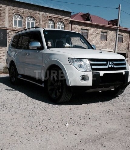 Mitsubishi Pajero 2008, 151,000 km - 3.0 l - Bakı