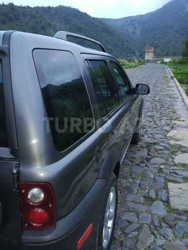 Land Rover Freelander 2002, 288,000 km - 2.5 l - Qax
