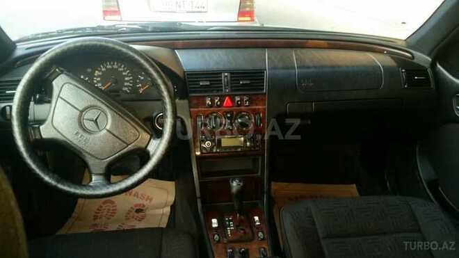 Mercedes C 220 1998, 270,000 km - 2.2 l - Bakı