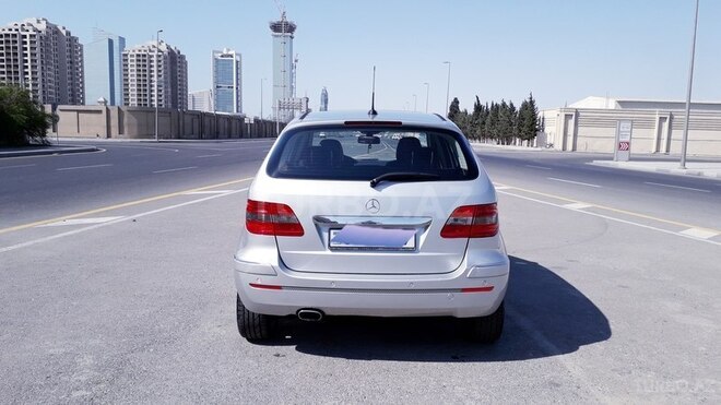 Mercedes B 200 2006, 143,000 km - 2.0 l - Bakı