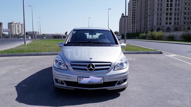 Mercedes B 200 2006, 143,000 km - 2.0 l - Bakı