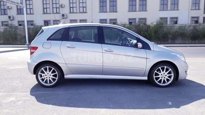 Mercedes B 200 2006, 143,000 km - 2.0 l - Bakı