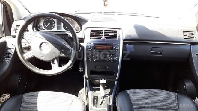Mercedes B 200 2006, 143,000 km - 2.0 l - Bakı