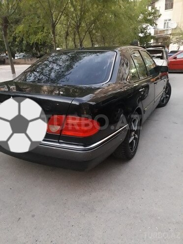 Mercedes E 280 1998, 287,016 km - 2.8 l - Bakı