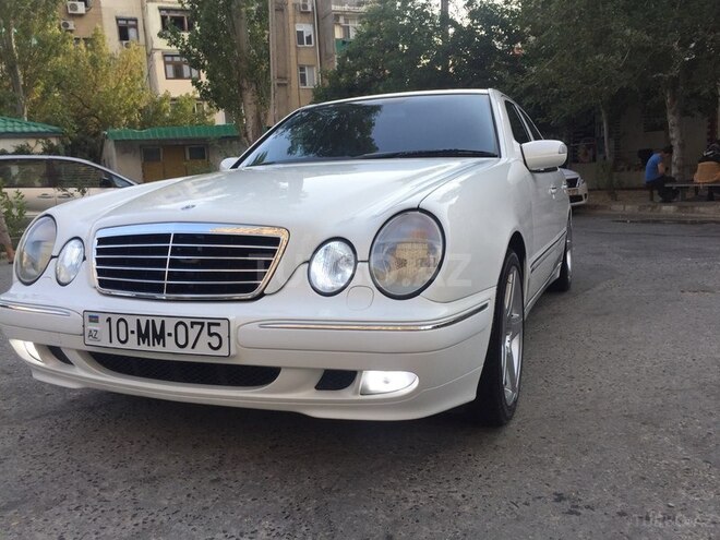 Mercedes E 320 2000, 210,500 km - 3.2 l - Bakı