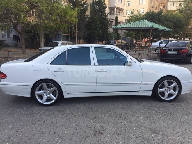 Mercedes E 320 2000, 210,500 km - 3.2 l - Bakı