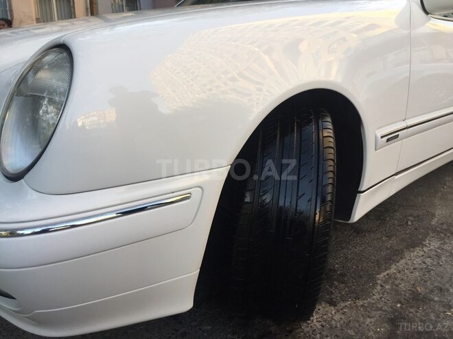 Mercedes E 320 2000, 210,500 km - 3.2 l - Bakı