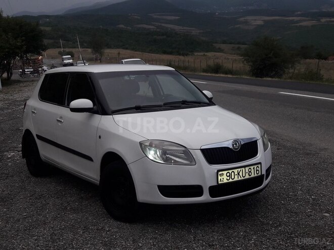 Skoda Fabia 2010, 166,000 km - 1.6 l - Bakı