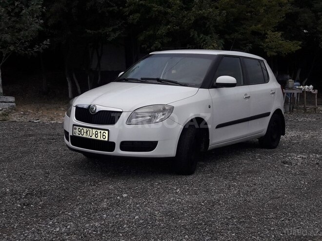 Skoda Fabia 2010, 166,000 km - 1.6 l - Bakı