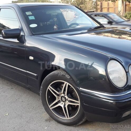 Mercedes E 320 1997, 285,000 km - 3.2 l - Bakı