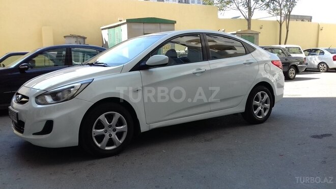 Hyundai Accent 2012, 11,620 km - 1.1 l - Bakı
