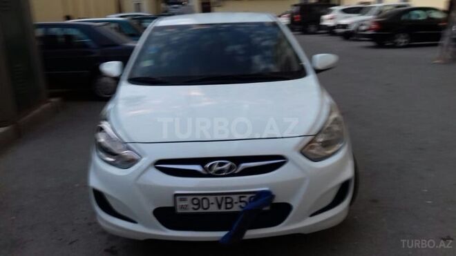 Hyundai Accent 2012, 11,620 km - 1.1 l - Bakı