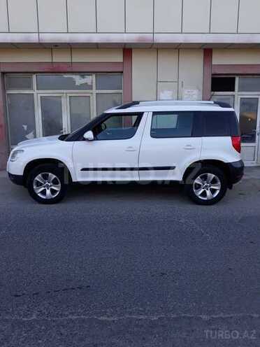 Skoda Yeti 2011, 210,000 km - 1.2 l - Bakı
