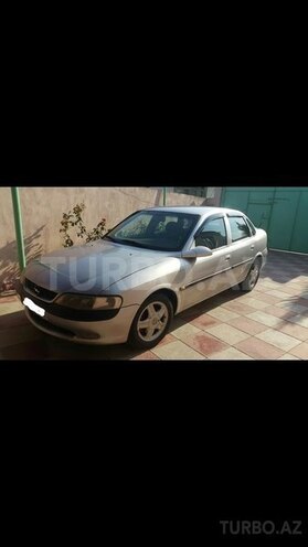 Opel Vectra 1996, 220,000 km - 2.0 l - Gəncə