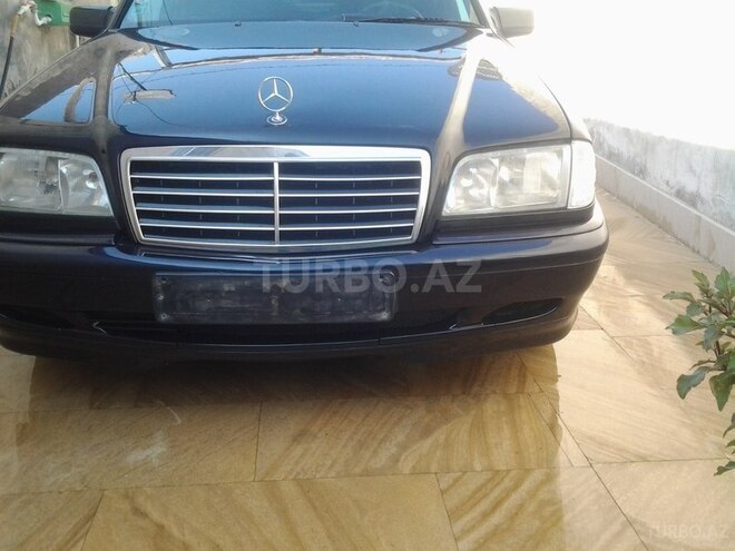 Mercedes C 220 2000, 280,000 km - 2.2 l - Bakı