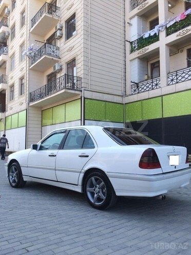 Mercedes C 230 1999, 250,000 km - 2.3 л - Bakı