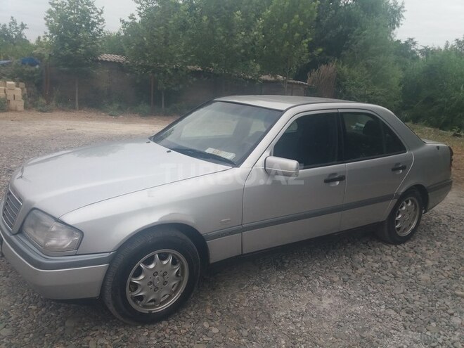 Mercedes C 180 1995, 355,000 km - 1.8 l - İmişli