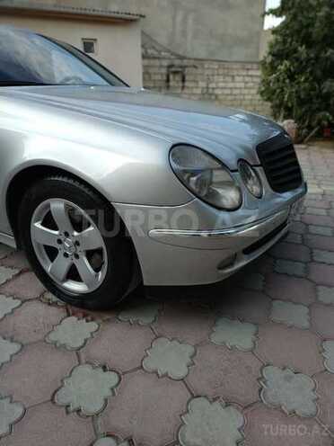 Mercedes E 220 2002, 260,000 km - 2.2 l - Bakı