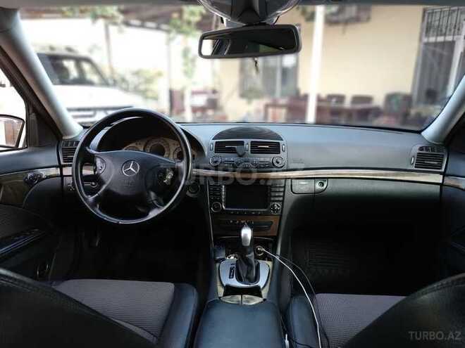 Mercedes E 220 2002, 260,000 km - 2.2 l - Bakı