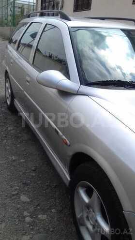 Opel Vectra 1999, 425,000 km - 1.6 л - Gəncə