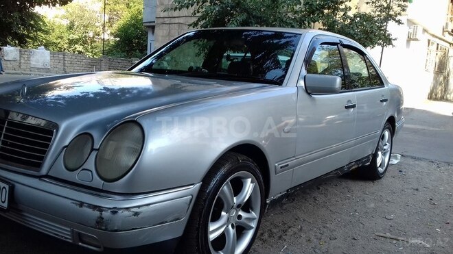 Mercedes E 290 1997, 256,000 km - 2.9 l - Bakı