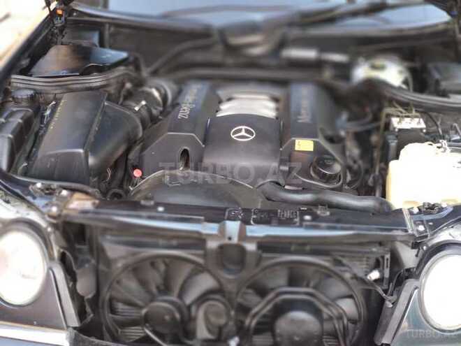 Mercedes E 240 1997, 298,000 km - 2.4 л - Gəncə