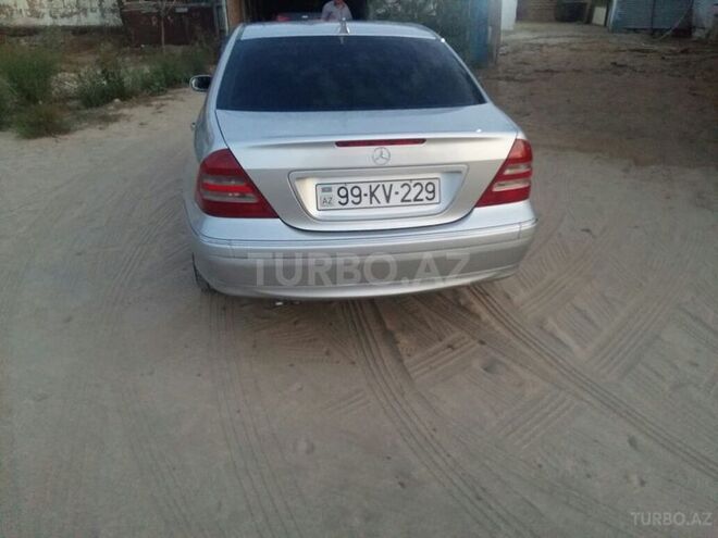 Mercedes C 200 2000, 239,000 km - 2.0 l - Bakı