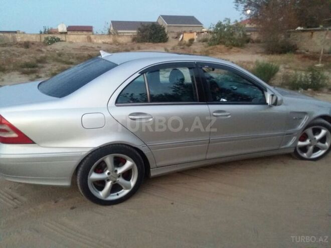 Mercedes C 200 2000, 239,000 km - 2.0 l - Bakı