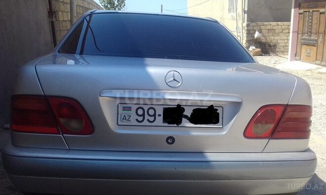 Mercedes E 220 1998, 329,000 km - 2.2 l - Xırdalan