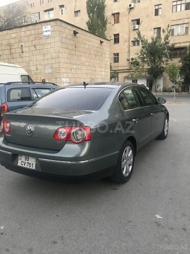 Volkswagen Passat 2006, 212,000 km - 2.0 л - Bakı