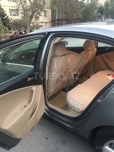Volkswagen Passat 2006, 212,000 km - 2.0 л - Bakı
