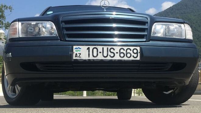 Mercedes C 180 1996, 390,000 km - 1.8 l - Qəbələ